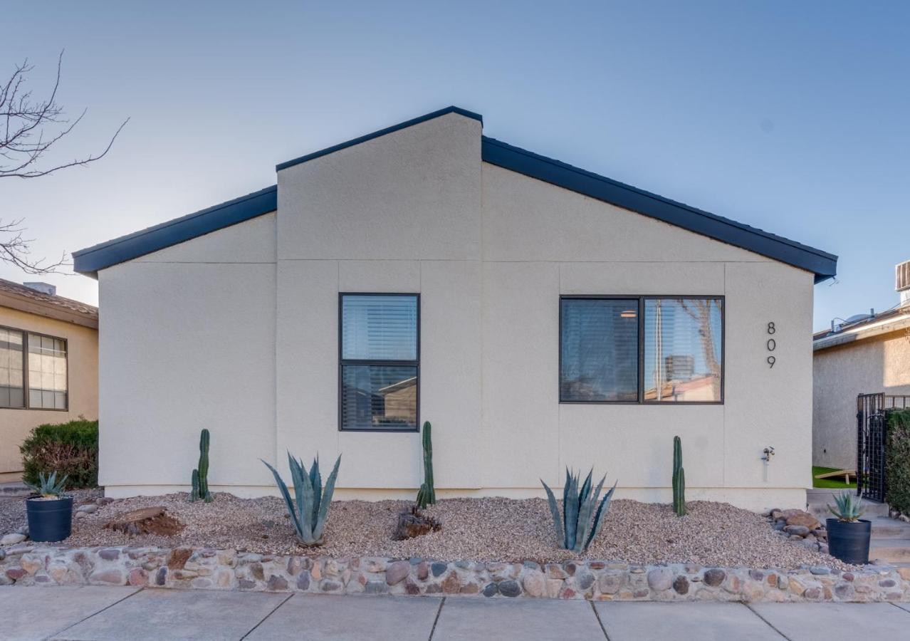 New! Modern • Family Friendly • The Desert Nest Sierra Vista Exterior photo